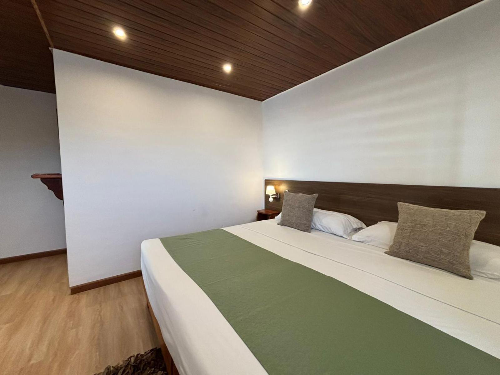 Hotel Casa D'Cristhi à Puerto Baquerizo Moreno Extérieur photo