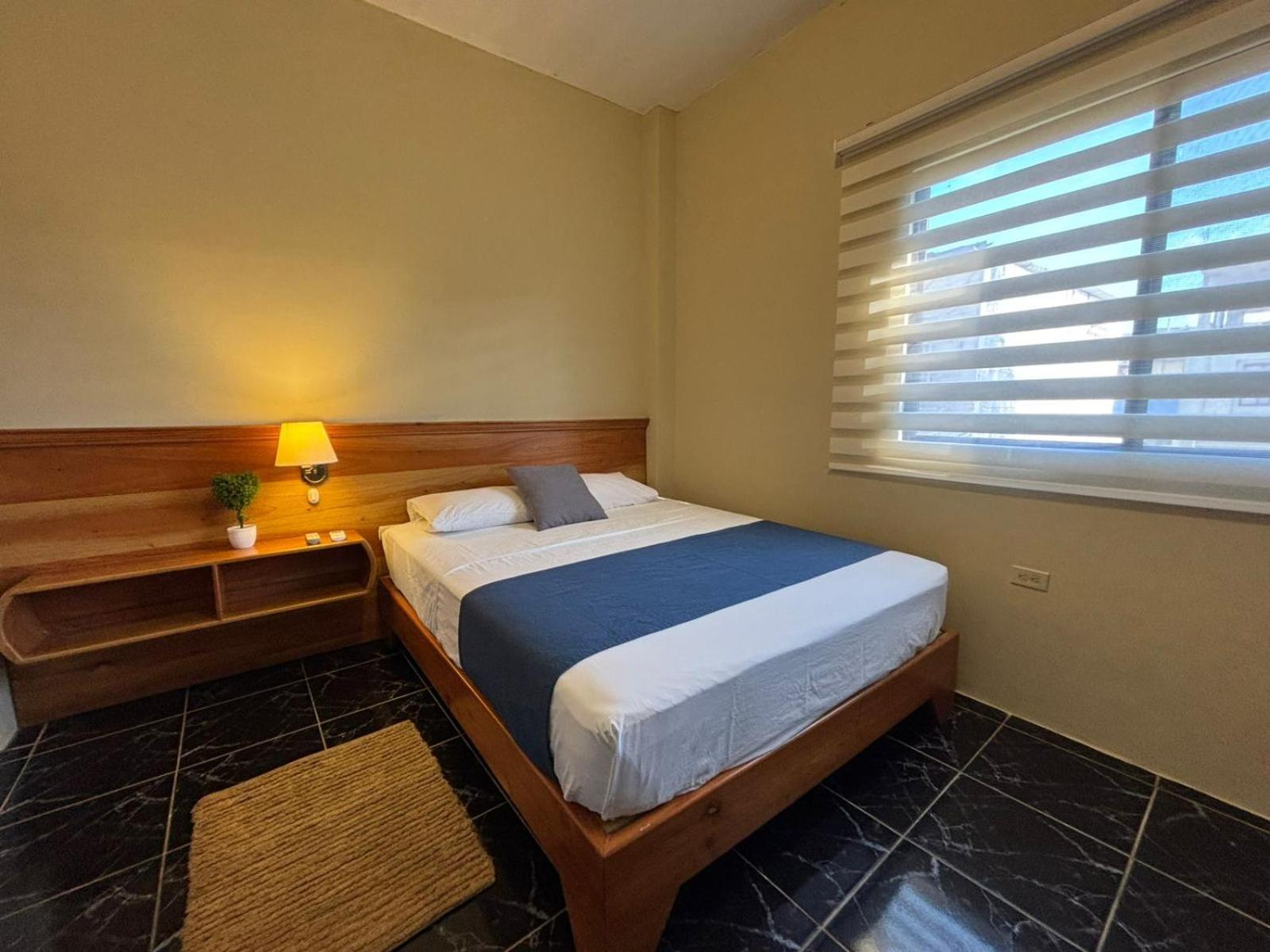 Hotel Casa D'Cristhi à Puerto Baquerizo Moreno Extérieur photo